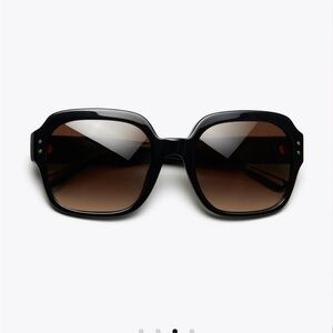 TORY BURCH OVERSIZED SQUARE LOGO SUNGLASSES